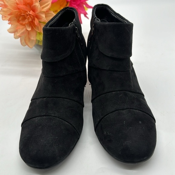 Aerosoles Black Suede Ankle Boots Size 7 BAB6408J - Picture 2 of 7